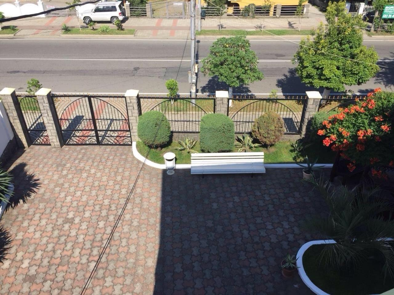 Hotel George'S House Kobuleti Exteriér fotografie
